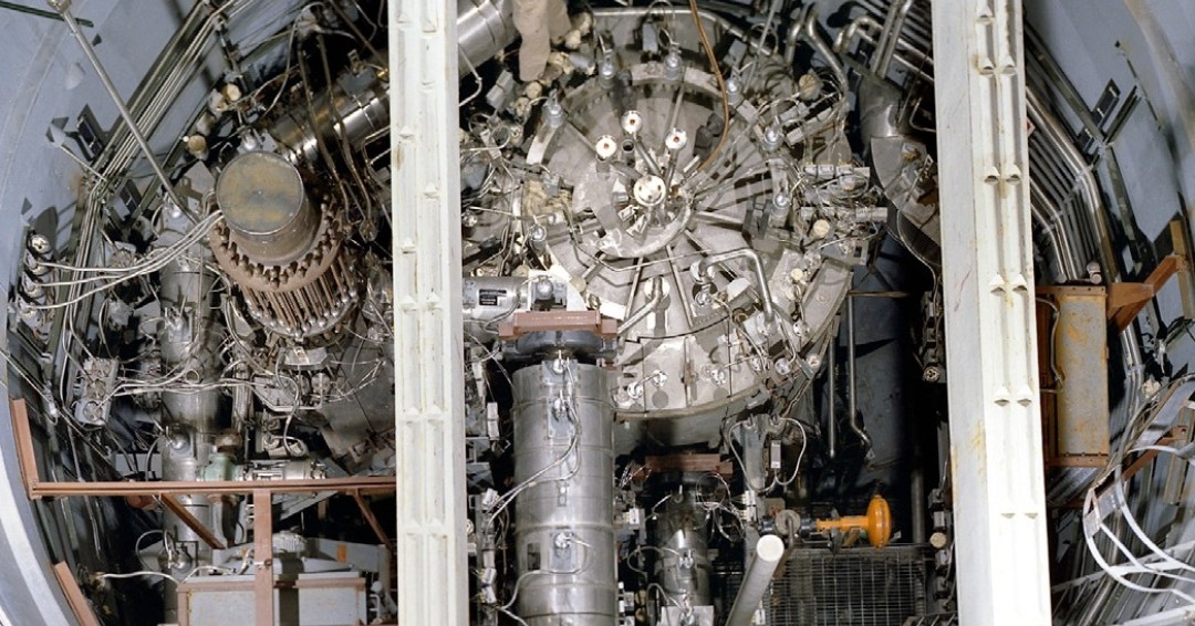 Office of Nuclear Energy | US Department of Energy (@govnuclear) on Twitter photo ONE-OF-A-KIND: <a href="/ORNL/">Oak Ridge Lab</a>'s Molten Salt Reactor Experiment tested the potential use of liquid fuel reactor technologies for commercial power generation.
It operated from 1965 to 1969 and logged more than 13,000 hours of valuable data that is used today to support MSR R&D. ONE-OF-A-KIND: <a href="/ORNL/">Oak Ridge Lab</a>'s Molten Salt Reactor Experiment tested the potential use of liquid fuel reactor technologies for commercial power generation.
It operated from 1965 to 1969 and logged more than 13,000 hours of valuable data that is used today to support MSR R&D.