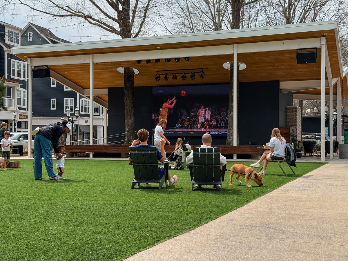 Birkdale Village tweet media