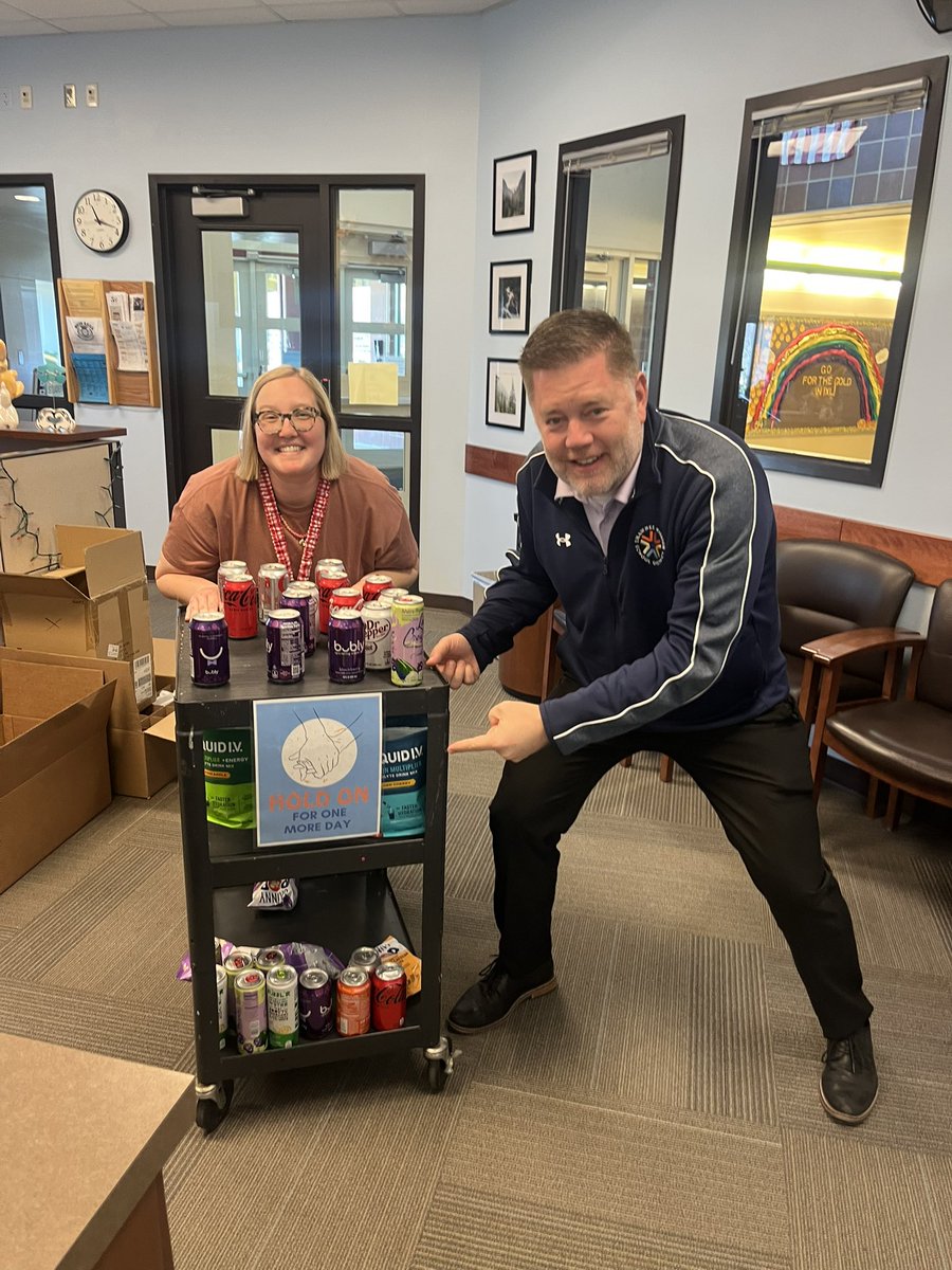 Our Belonging Coalition strolled through Sunflower passing out snacks and drinks to celebrate the all the great things that happened in third quarter! Thanks for spreading kindness today!@mrshawkins512