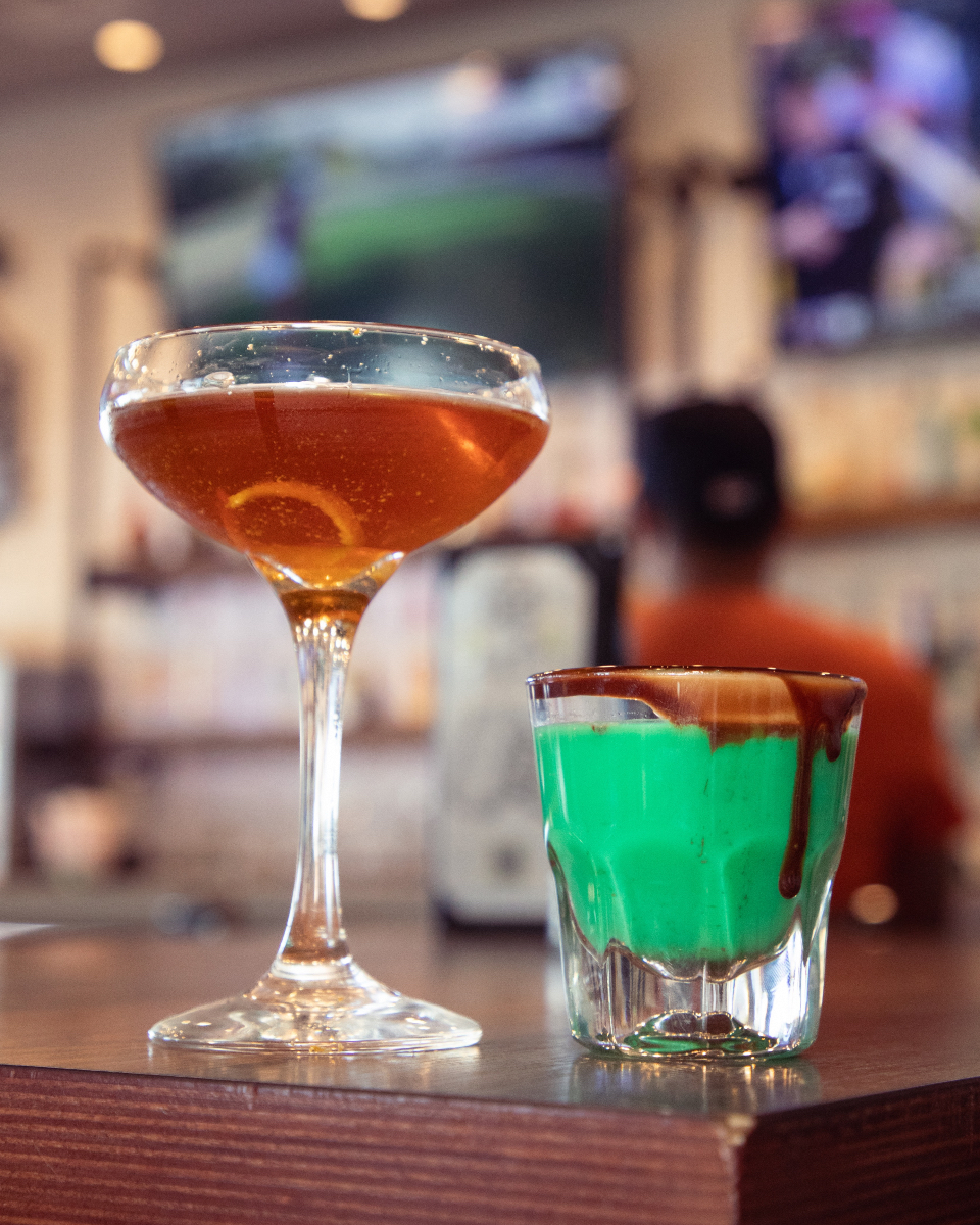 beaspectator's tweet photo. $5 Green Margs
 $4.50 Green Domestic Beers
 $6 Guinness
 $7 Irish Car Bombs
 $5 Jameson / Jameson Orange Tea Shots / Jameson Green Tea Shots
 $8 Irish Coffee
 $5 Grasshopper Shot
 $12 Orange Shamrock
 $9.99 Crawfish

ALL WEEKEND! https://t.co/nmPQqNhG8j
