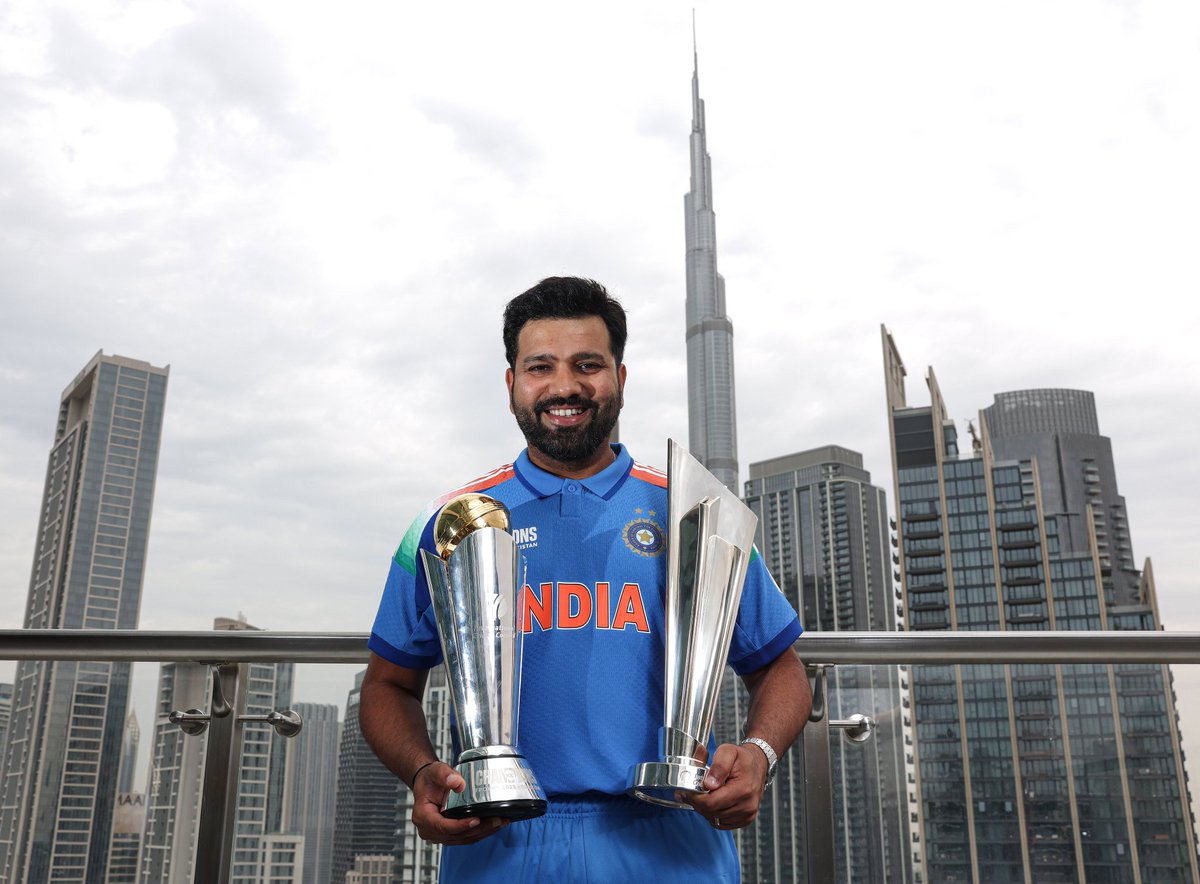 UnplugCricket's tweet photo. 🗣️🗣️AB De Villiers said, "Why would Rohit Sharma retire? With that kind of record, not only as captain but also as a batter. That 76 in the Final, giving India a fantastic start, laying the foundation for success and leading from the front when the pressure was at its peak." https://t.co/KA4GeaRk62