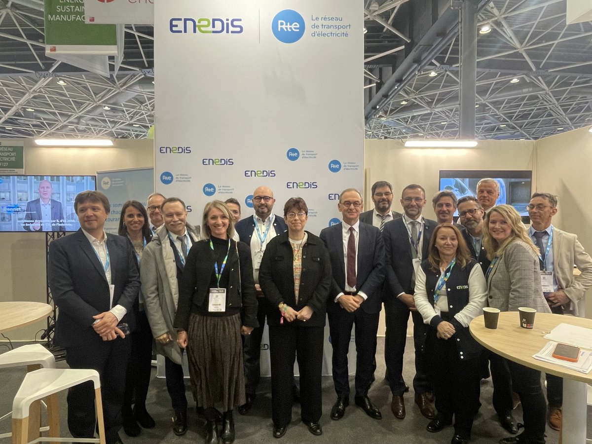 La France s’est engagée dans une stratégie ambitieuse pour à la fois réindustrialiser le pays et sortir des énergies fossiles. Cette trajectoire repose sur :
↘️  la réduction rapide de l’usage des énergies fossiles dans l’industrie existante, alors que le secteur en dépend encore