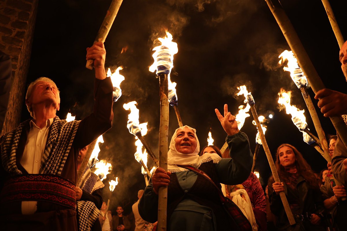 MamedogluMedine's tweet photo. Newroz pîroz be/ 

Amed/Sur https://t.co/X4E2PKjRzi