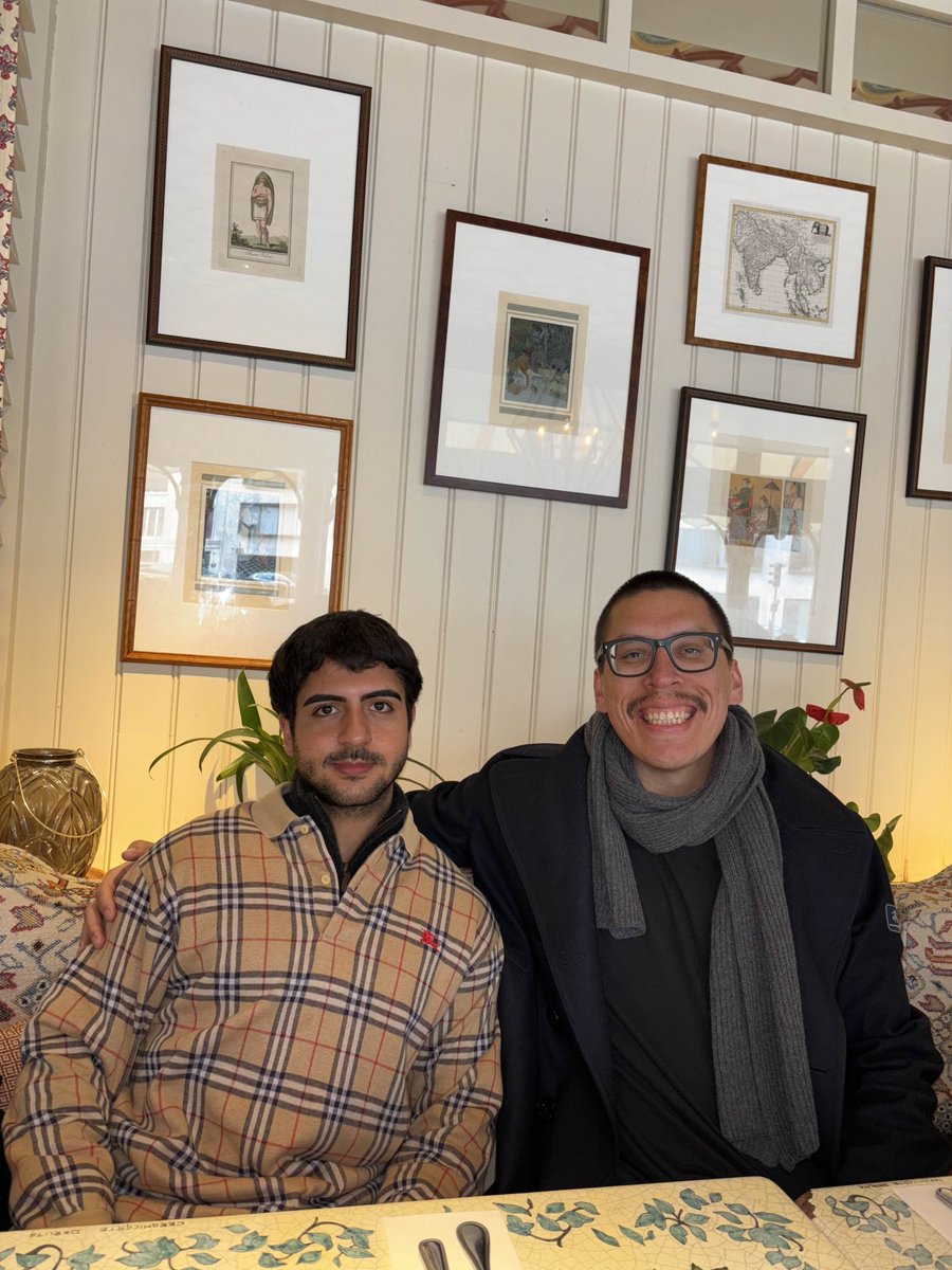 Everything_SOL's tweet image. A year and a half ago I left my teaching job to pursue the space full time.
I began working alongside Abhi and spent hours each day going over content plans and market research. Fast forward to today, that endeavor blossomed into @apcollectiveio and has grown exponentially.
I…