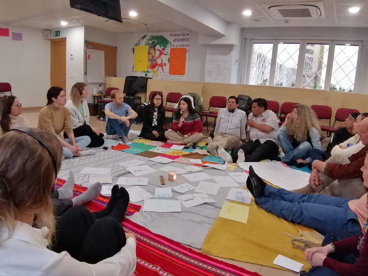 🌍 Gira internacional: Luchas campesinas y estrategias globales por la justicia social

📢 Desde #Europa , el <a href="/CUCGuatemala/">Comité de Unidad Campesina -CUC-</a> continúa fortaleciendo alianzas en la defensa de los derechos humanos y el territorio. 

Lee el boletín completo aquí 👉bit.ly/3Fsuk3Q