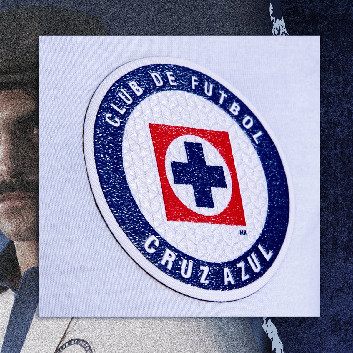 Pirma_Oficial's tweet photo. ✨ Cada detalle de este jersey cuenta una historia. Desde los colores que representan nuestra identidad hasta los elementos que rinden homenaje a los títulos de 1978-79 y 1979-80. 🔵
https://t.co/nZlkwgB3Fo
⚽ ¡No te pierdas la galería completa! 👇
#PirmaSquad #PirmaFutbol #AzulDePorVida #LaHistoriaDeUnGrande @CruzAzul