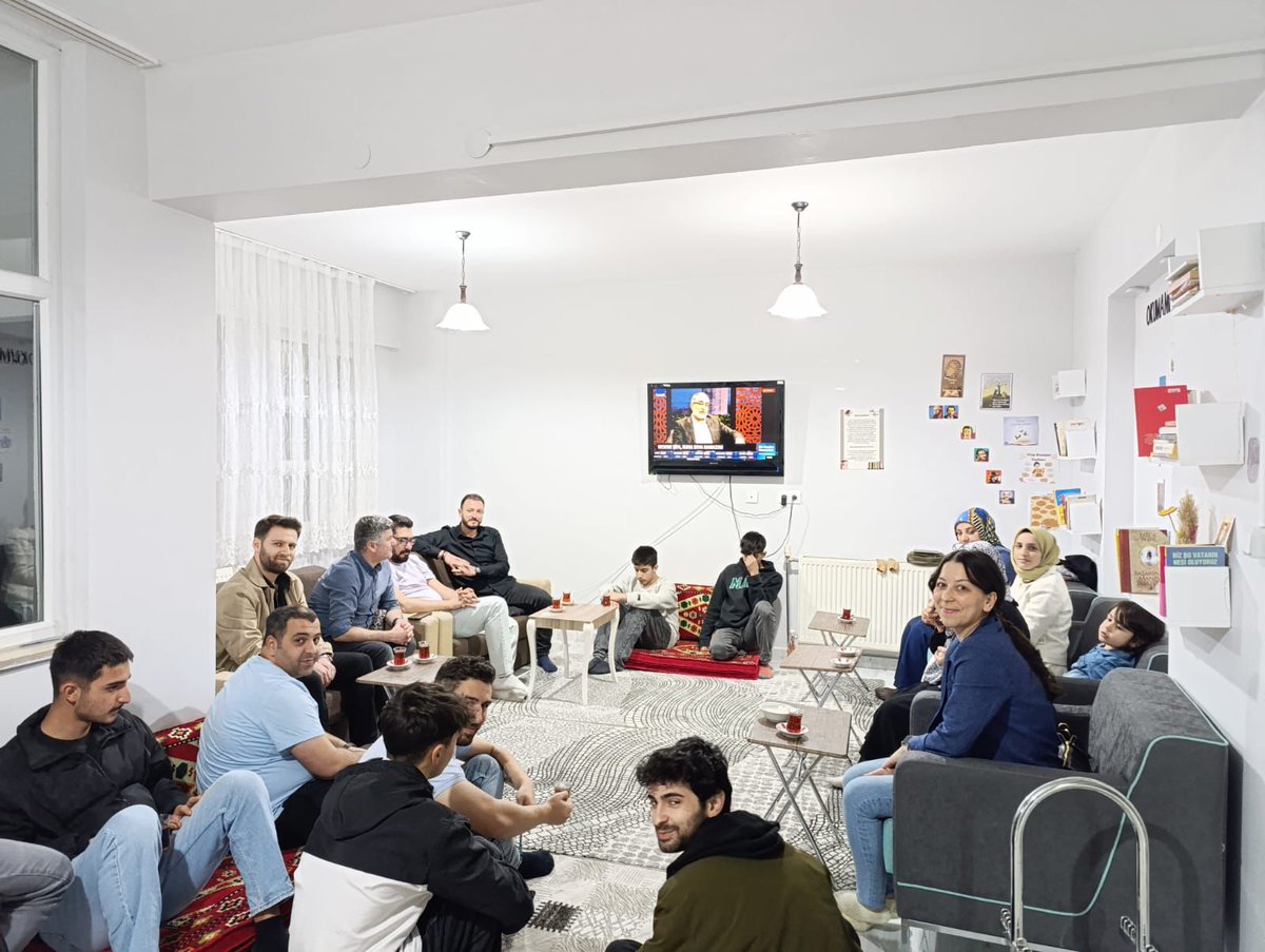 Bingöl Mesleki ve Teknik Anadolu Lisesi (@bingolmtal) on Twitter photo #Sevgievleri nde kalan öğrencilerimiz ile derslerine giren ögretmenlerimiz iftar programında ramazan oruçlarını birlikte açıp sohbet ettiler. Davete icabet eden arkadaşlarımıza teşekkür ederiz.
<a href="/ahusta07/">Dr. Ahmet Hamdi USTA</a>
<a href="/MustafaOzel66/">Mustafa Özel</a>
<a href="/Kadir_Cintay12/">Kadir Çintay</a>
<a href="/Ahmetrsm/">Ahmet AŞAR</a> #Sevgievleri nde kalan öğrencilerimiz ile derslerine giren ögretmenlerimiz iftar programında ramazan oruçlarını birlikte açıp sohbet ettiler. Davete icabet eden arkadaşlarımıza teşekkür ederiz.
<a href="/ahusta07/">Dr. Ahmet Hamdi USTA</a>
<a href="/MustafaOzel66/">Mustafa Özel</a>
<a href="/Kadir_Cintay12/">Kadir Çintay</a>
<a href="/Ahmetrsm/">Ahmet AŞAR</a>