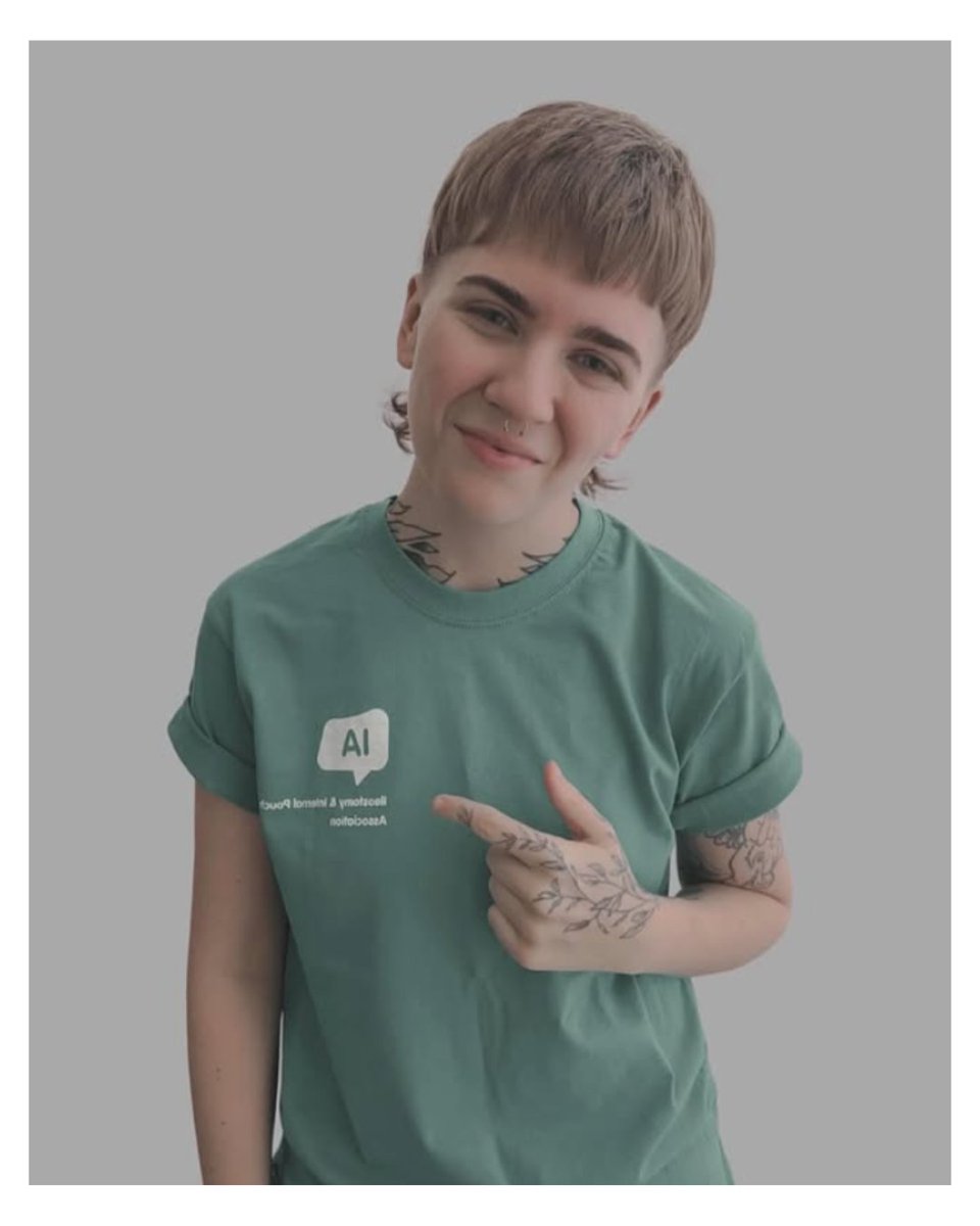 Huge thanks to Ellie who will be walking/running 300 miles this April, which is also Ileostomy Awareness Month, to raise money for IA. 
If you would like to support Ellie and her incredible effort, please visit her JustGiving page here. bit.ly/3DNnXYc 
#StomaLife #Ostomy