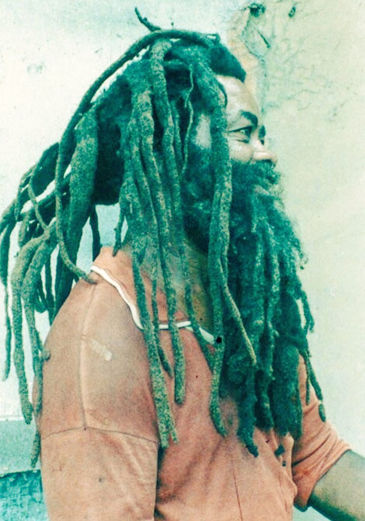 BE YOURSELF! ❤️‍🔥🦁❤️💛💚