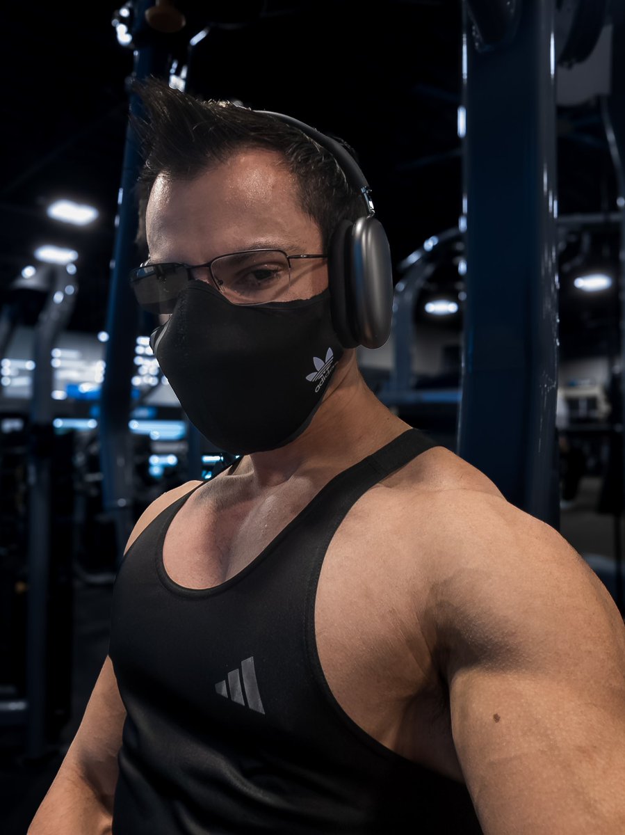 androstlifts's tweet photo. #chestday
@adidas #adidas #3stripesstyle #aesthetic #motivation #bodybuilding #gym https://t.co/Ar19a2cULi