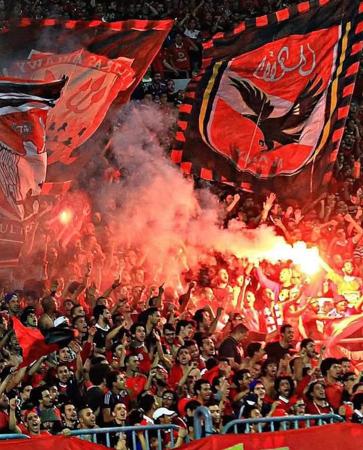 فى الشده انا بردو ظهرة .. انا لية درع الأمان ✊🦅❤️

#جمهور_الاهلي_في_ضهرك_ياخطيب