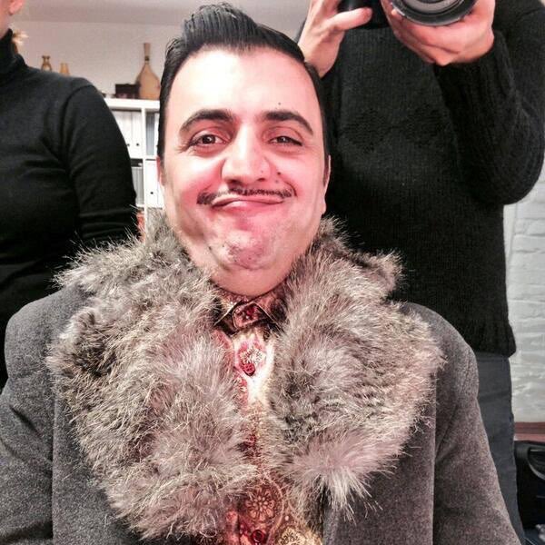 Çok güzel insandı, vefatına çok üzüldüm.