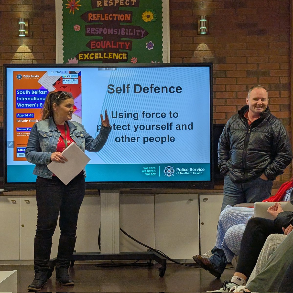 Kate Laverty (she/her) (@kate_laverty) on Twitter photo Privileged to be welcomed by youths in Belvoir Youth Club tonight for their self defence workshop - a <a href="/PoliceServiceNI/">Police Service NI</a> Problem Solving Award Winning programme funded with <a href="/PCSP_S/">PCSP</a>.
My work with <a href="/NIPolicingBoard/">NI Policing Board</a> is never dull!
#evawg #youthworkworks Privileged to be welcomed by youths in Belvoir Youth Club tonight for their self defence workshop - a <a href="/PoliceServiceNI/">Police Service NI</a> Problem Solving Award Winning programme funded with <a href="/PCSP_S/">PCSP</a>.
My work with <a href="/NIPolicingBoard/">NI Policing Board</a> is never dull!
#evawg #youthworkworks