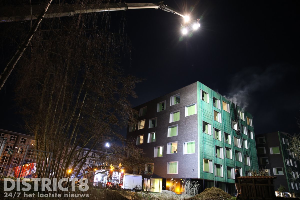 Grote brand leidt tot evacuatie van bewoners in Delft