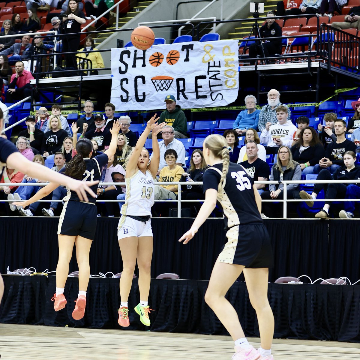Metro Tournament (@fargometrotourn) on Twitter photo 🚨FINAL FROM THE FARGODOME🚨
<a href="/WFHoraceGBB/">Horace Hawks Girls' Basketball</a> - 73
<a href="/LEGACYGBB/">Legacy GBB</a> - 59
Stat Leaders:
WF Horace:
#1 Lakyn Donnelly - 22 pts. // 6 Assists
#23 Jaiden Haile - 29 pts. // 15 Rebs.
Bismarck Legacy:
#23 Marlee Falcon - 17 pts.
#34 Brooklynn Felchie - 17 pts. // 3 Rebs. 🚨FINAL FROM THE FARGODOME🚨
<a href="/WFHoraceGBB/">Horace Hawks Girls' Basketball</a> - 73
<a href="/LEGACYGBB/">Legacy GBB</a> - 59
Stat Leaders:
WF Horace:
#1 Lakyn Donnelly - 22 pts. // 6 Assists
#23 Jaiden Haile - 29 pts. // 15 Rebs.
Bismarck Legacy:
#23 Marlee Falcon - 17 pts.
#34 Brooklynn Felchie - 17 pts. // 3 Rebs.
