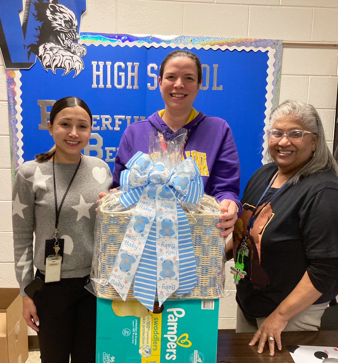 ✨Thank you so much for your generous gift <a href="/Cmcleod59/">Carolyn Mcleod</a> &amp; <a href="/NathalieMe89/">Nathalie Medina</a>! 🩵It will definitely help us prepare for our little one 👶