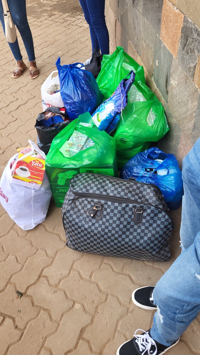 Me and my team <a href="/ScholarsOfHope/">Scholars Of Hope Foundation</a> visited Kamfisa prisons and made few donations. 
I would like to appreciate everyone that took part to make this possible.
Cheers cheers🧡