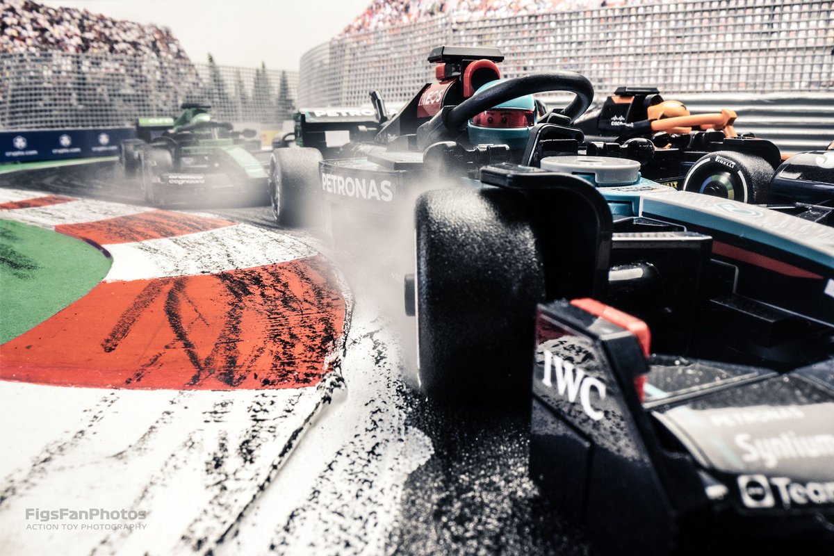 Fast and fun: Photographer captures the thrill of Formula 1 with Lego dpreview.com/articles/44508…