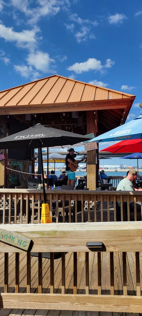 It's that time of year again: in addition to live music EVERY night, we also have the best local bands jamming during the day. Enjoy lunch, dinner and a show, all season long... at Rusty's at the Port!!!😎👍🌅🎸🎹 #livemusic #localbands #blueskies #portcanaveral #rustysseafood