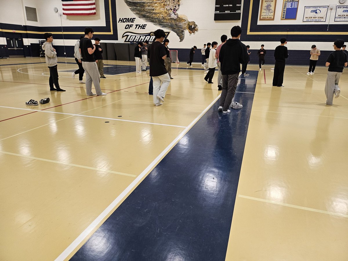 sturdy2025's tweet image. B volleyball/B track/B Lax baseline testing w/ @SwayMedical! Forgot pics of G Lax/Softball/Baseball/G track but you get the idea 😀 Amazing to be able to test all these students in just two sessions!! #MarchMadness #ReadyForSpring #ConcussionSafety #BrainsMatter @MaldenHS_Sports