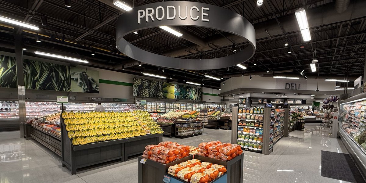 Welcome to the family, Store #2017, in Charlotte, NC. 💚 

 Store information: spr.ly/60110reQD