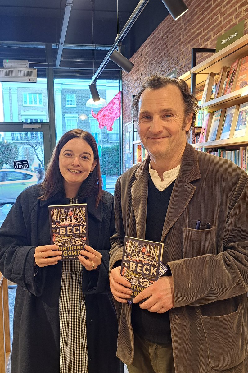 Everybody Reads (@everybody_reads) on Twitter photo Many thanks to <a href="/anthony_mcgowan/">Anthony McGowan</a> for coming in to sign our copies of his latest book, The Beck.
We have free tote bags to give away with every book purchased, while stocks last.
<a href="/BarringtonStoke/">Barrington Stoke</a>
<a href="/IndieThinking/">IndieThinking at HarperCollins</a>
#thebeck #anthonymcgowan #newlypublished #signedbytheauthor Many thanks to <a href="/anthony_mcgowan/">Anthony McGowan</a> for coming in to sign our copies of his latest book, The Beck.
We have free tote bags to give away with every book purchased, while stocks last.
<a href="/BarringtonStoke/">Barrington Stoke</a>
<a href="/IndieThinking/">IndieThinking at HarperCollins</a>
#thebeck #anthonymcgowan #newlypublished #signedbytheauthor