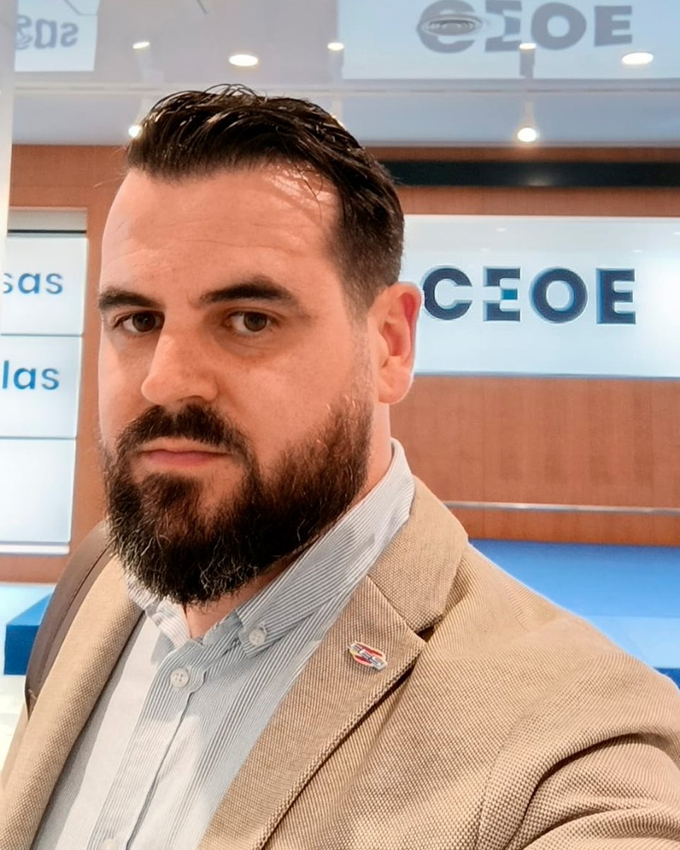 💪 Ayer no fue un día de trabajo cualquiera, porque estuve cubriendo la Asamblea General de Federación Empresarial Española de Seguridad (FES), en directo, desde la sede de la Confederación Española de Organizaciones Empresariales (<a href="/CEOE_ES/">CEOE</a>) de Madrid.