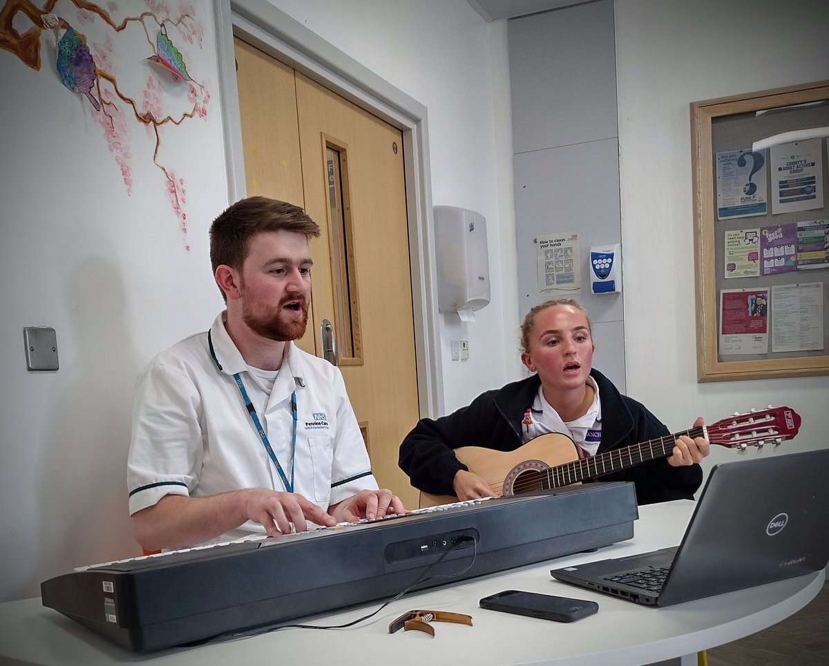 David Milligan-Croft (@sodelafo) on Twitter photo Patients on Arden ward were treated to a brilliant music session with resident music maestro, Matt tickling the ivories and nursing student, Liv on guitar. One of them had a voice like an angel. (I'm not going to say which.) <a href="/PennineCareNHS/">Pennine Care NHS FT</a> <a href="/Djbatch07/">Lesley Loizou</a> <a href="/MattAllen177372/">Matt Allen</a> Patients on Arden ward were treated to a brilliant music session with resident music maestro, Matt tickling the ivories and nursing student, Liv on guitar. One of them had a voice like an angel. (I'm not going to say which.) <a href="/PennineCareNHS/">Pennine Care NHS FT</a> <a href="/Djbatch07/">Lesley Loizou</a> <a href="/MattAllen177372/">Matt Allen</a>