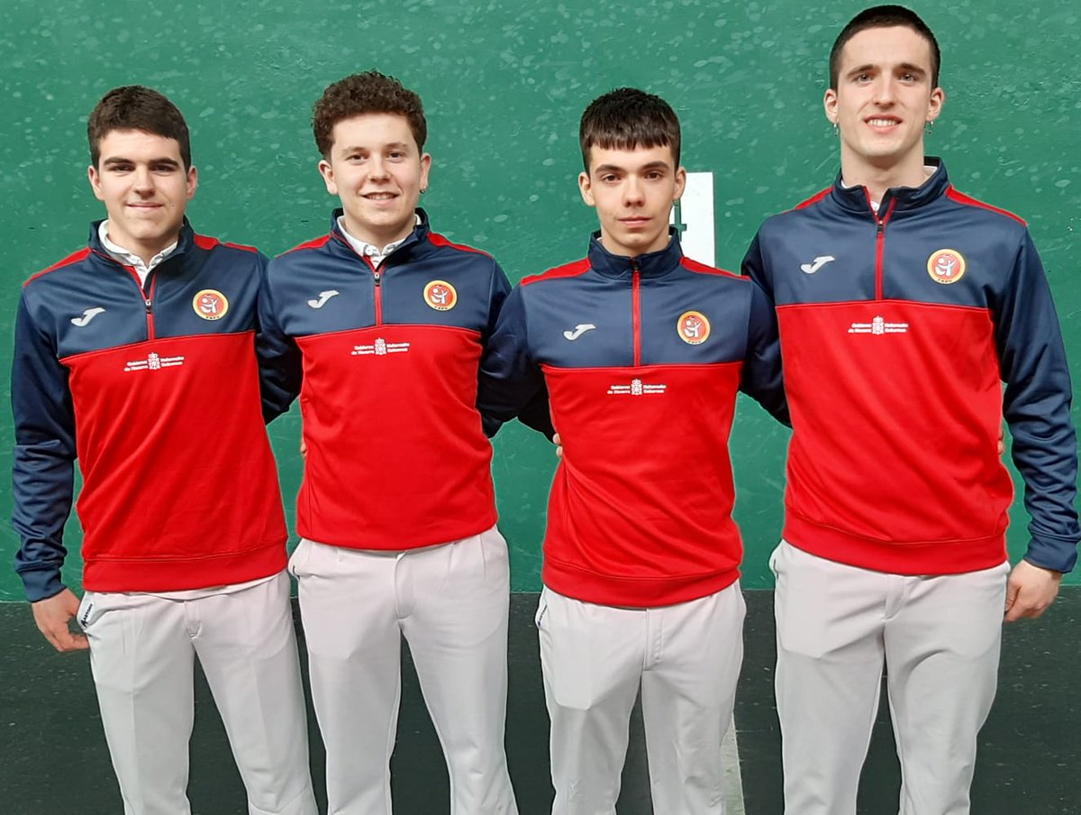 Los pelotaris del <a href="/ArdoiPilota/">Ardoi Pilota Elkartea</a> Aimar Gómez, Oier Goñi, Eneko Eraso y Markel Pérez representarán a Navarra en el próximo GRABNI en la modalidad de trinquete. Enhorabuena y mucha suerte en el campeonato.
 #Zizur