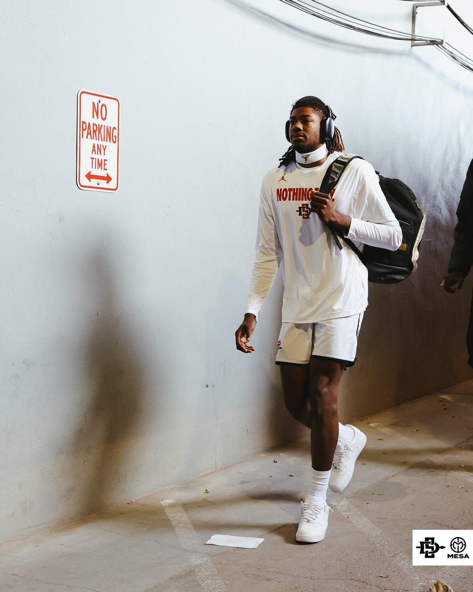 mesa_aztecs's tweet image. Game time at the Thomas &amp;amp; Mack!

#MESA #SDSUMBB #aztecbasketball #MountainWest