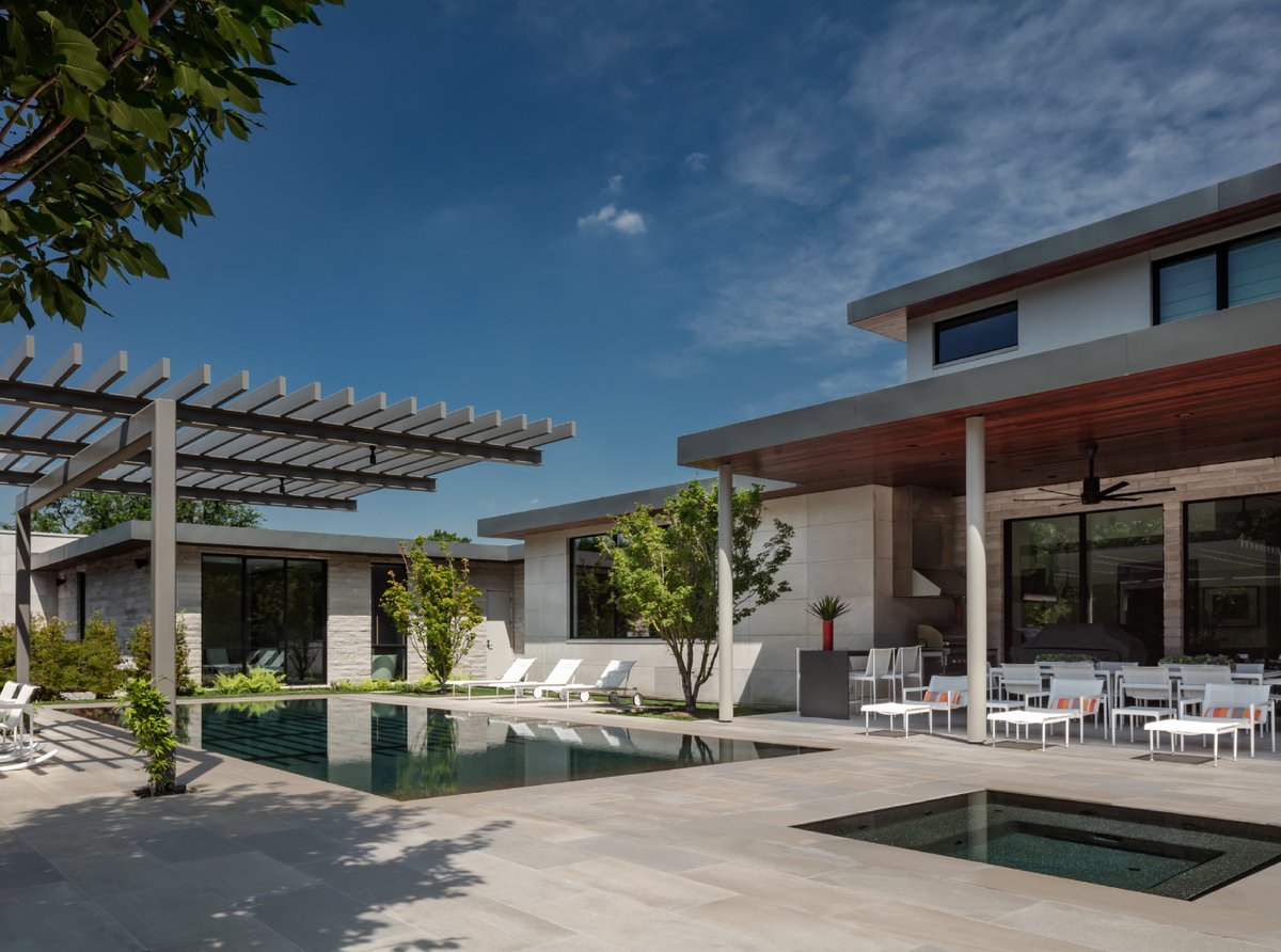 Who needs spring break when you can enjoy a staycation?

View more of this collaborative construction project: bonicklandscaping.com/portfolio/arms…

Photo: Charles Davis Smith, FAIA
Architect: Bernbaum Magadini
Landscape Architect: Hocker
Builder: Steve Hild