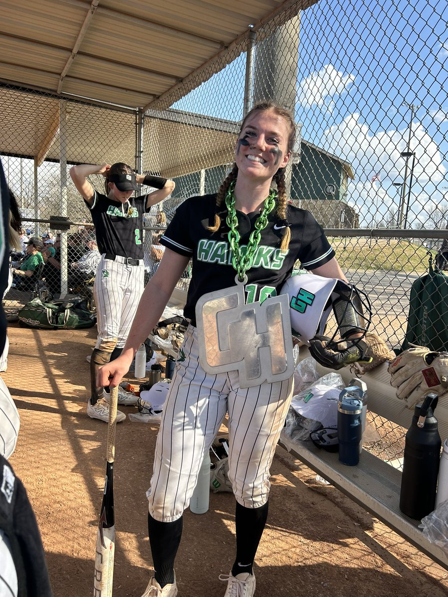 ALYX FROST WITH A SOLO SHOT TO CENTER FIELD! #Team5 #rocket <a href="/AlyxFrost/">Alyx Frost</a>