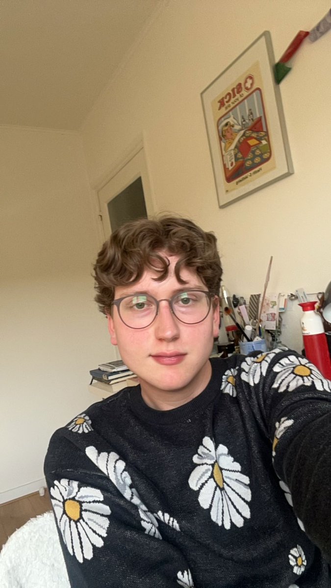 _stannee's tweet image. nieuwe bril 🤓