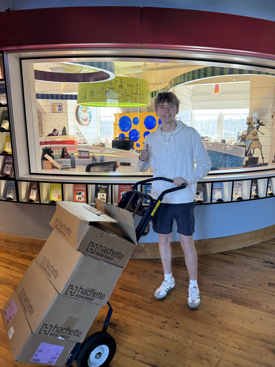 Bookworm Global is so grateful to <a href="/wimpykid/">Jeff Kinney</a> for donating over 100 books to help improve literacy in underserved communities in Mass. Wimpy Kid titles are the most requested by newcomers to America. Owen works w/ Catholic Charities to distribute them!
@wellesleyps
@jeffkinney