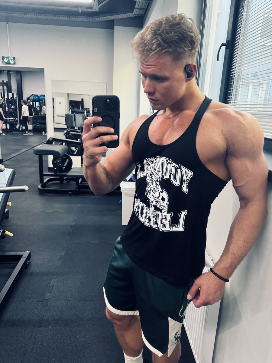 Robin Rieff (@robinrieff) on Twitter photo It is not going to stop, you only need to adapt to bad days and pray for better tommorows. See me on <a href="/Flirt4Free/">Flirt4Free</a> and make my day better. I am waiting for you 🍀 It is not going to stop, you only need to adapt to bad days and pray for better tommorows. See me on <a href="/Flirt4Free/">Flirt4Free</a> and make my day better. I am waiting for you 🍀