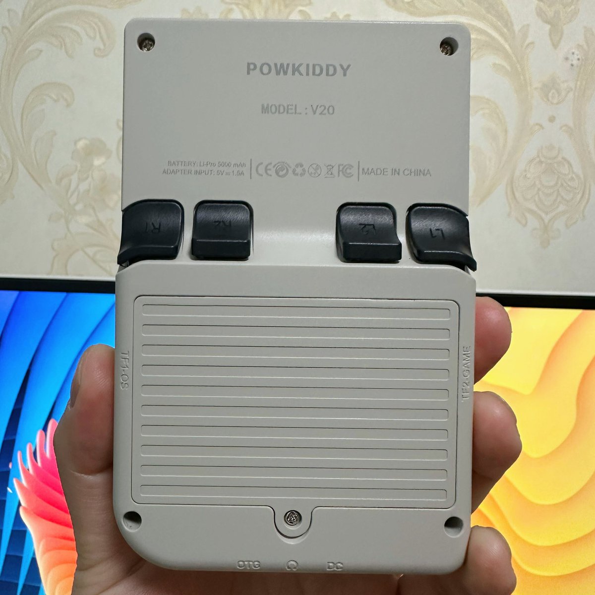 Powkiddy V20 Vertical Retro Handheld. #powkiddyv20