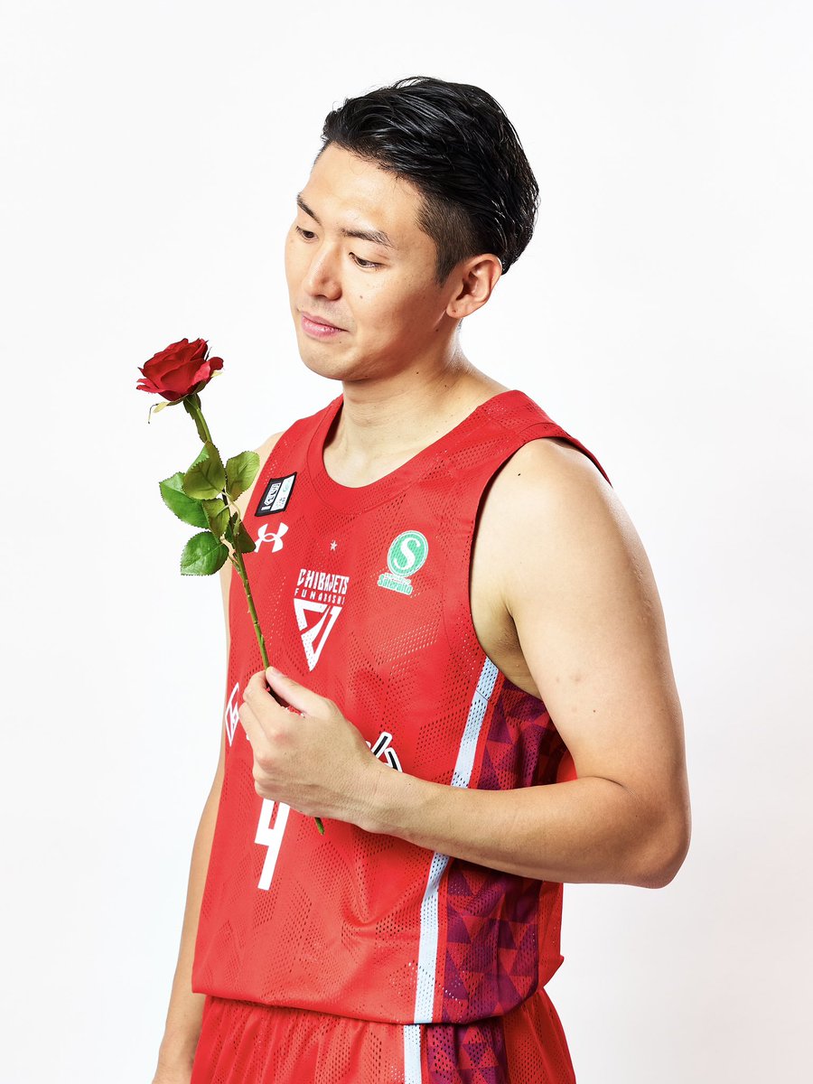 CHIBAJETS's tweet photo. 🤍Happy White day🤍

日頃からの感謝の気持ちを込めて #千葉ジェッツ からあなたへ🌹🪽

#ホワイトデー #いつもありがとう #田代直希 https://t.co/ebs5tNauMU