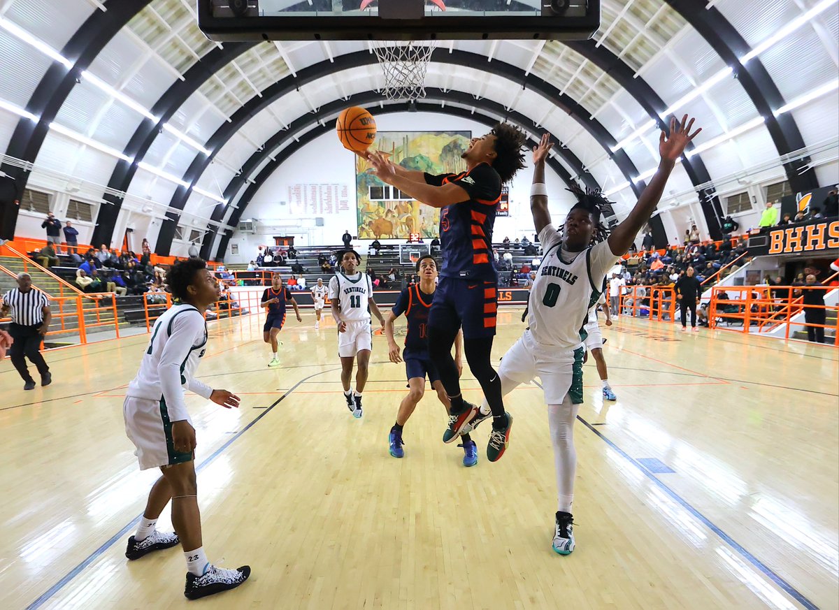 .<a href="/CIFState/">CIF State</a> State Finals Previews &amp; Predictions: A rundown of boys games slated for Golden 1 Center. 

.<a href="/CalHiSports/">Cal-Hi Sports</a>' Mark Tennis has been credentialed for each CIF Final since it switched over from TOC format in '80, so we have lots of fun with it! 

👉tinyurl.com/5tvwp7nu