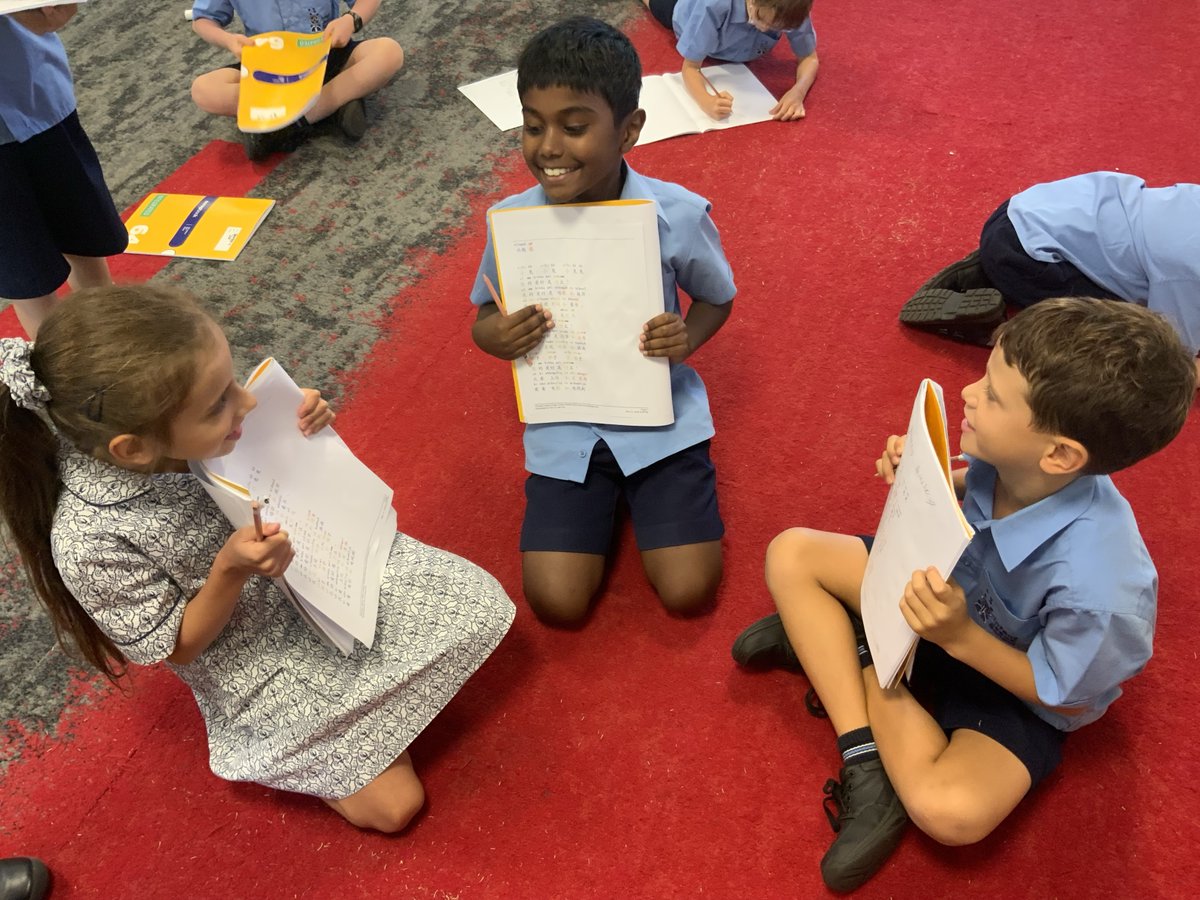 InfantJesus54's tweet image. This week in Year 3 Chinese class, we have been learning about hobbies in Chinese through cooperative learning, singing, dancing, and role play. #ConnectedLearners #MotivatedLearners #ExpectGreatThings