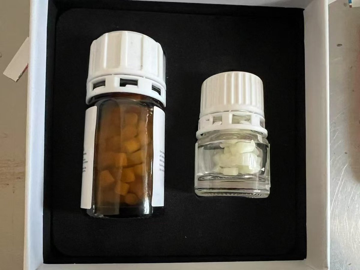 固体rs有货
大小瓶套盒
优惠价！
咨询加lulareal02