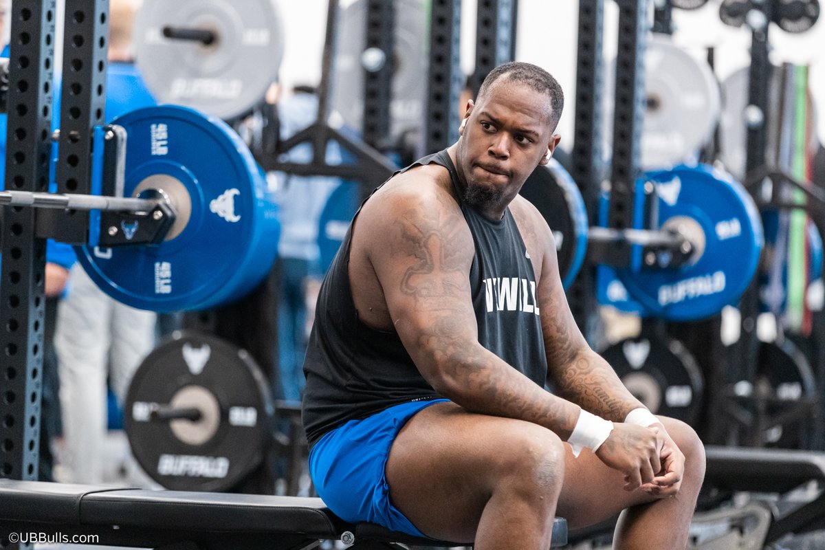 2025 Pro Day Photo Gallery

📸ubbulls.com/galleries/foot…

#UBhornsUP🤘| #BullMarket📈