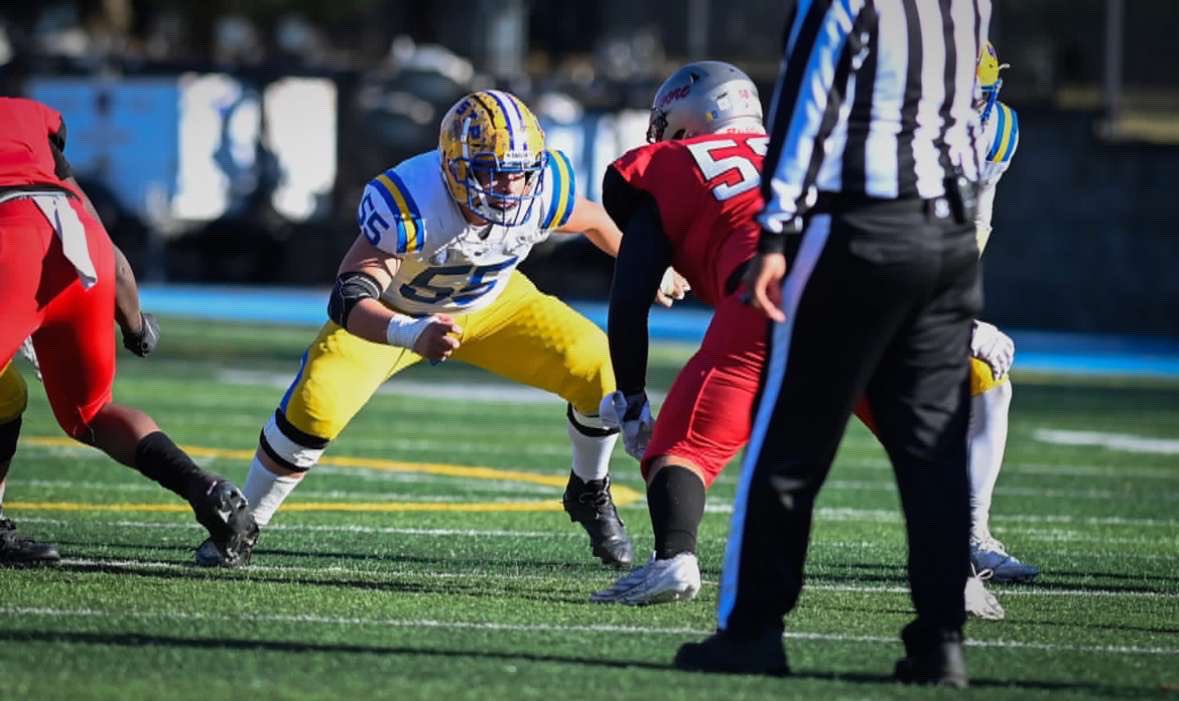 Coach Mark DeCristoforo (@stp_eagles) on Twitter photo Congratulations to <a href="/logankielty1/">Logan Kielty</a> the 2025 Sal Somma Award Winner as Staten Islands Most Outstanding Lineman!
Logan the <a href="/NYCHSFL/">NYCHSFL</a> AA-1 Lineman of the Year is the second Peters Player to win the award and first since <a href="/StonyBrookFB/">Stony Brook Football</a> Coach Sean Kennedy! Congratulations to <a href="/logankielty1/">Logan Kielty</a> the 2025 Sal Somma Award Winner as Staten Islands Most Outstanding Lineman!
Logan the <a href="/NYCHSFL/">NYCHSFL</a> AA-1 Lineman of the Year is the second Peters Player to win the award and first since <a href="/StonyBrookFB/">Stony Brook Football</a> Coach Sean Kennedy!