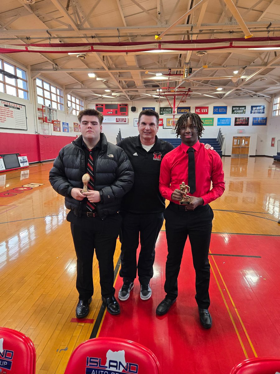 Very proud of our Somma Award nominee Elijah Jones and our Dennis Barrett award nominee James Fowler 🤘🔴⚫️