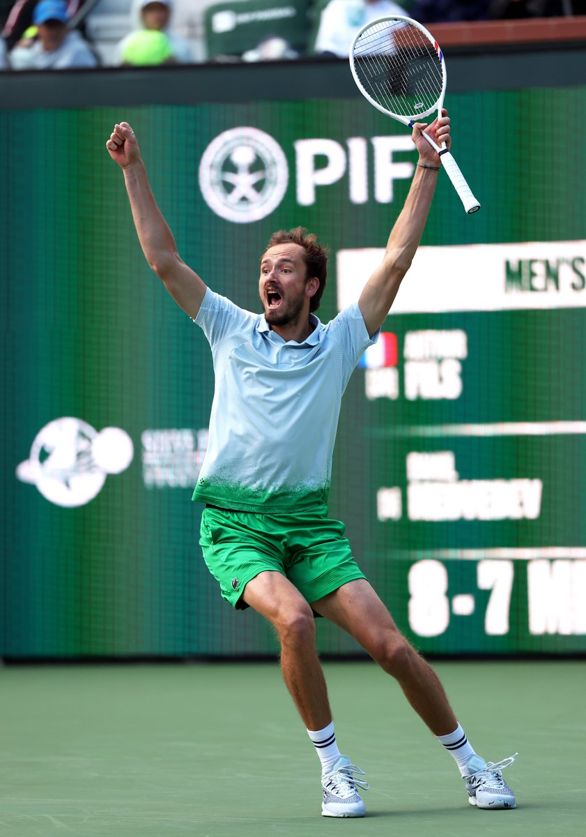 Lacoste (@lacoste) on Twitter photo When victory means something π₯
Bravo for this great battle gentlemen <a href="/DaniilMedwed/">Daniil Medvedev</a> <a href="/ArthurFils1/">Arthur Fils</a> π€
#TeamLacoste When victory means something π₯
Bravo for this great battle gentlemen <a href="/DaniilMedwed/">Daniil Medvedev</a> <a href="/ArthurFils1/">Arthur Fils</a> π€
#TeamLacoste