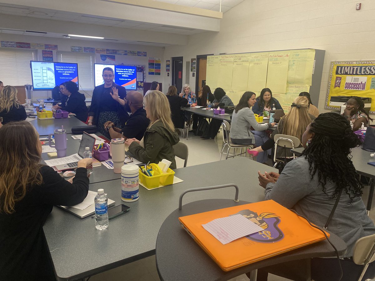 Ashley Edwards tweet media