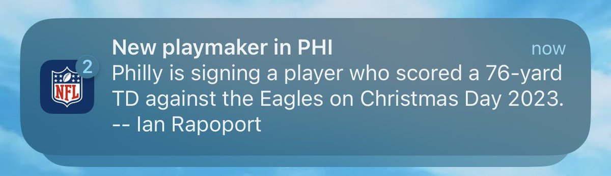 thesamduke's tweet photo. App be saying everything but the player’s name 😂
#NFLApp #ClickBait https://t.co/WelEJNTw1X