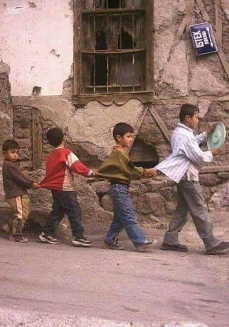 bana eski günler lazım bir de şimdiki aklım