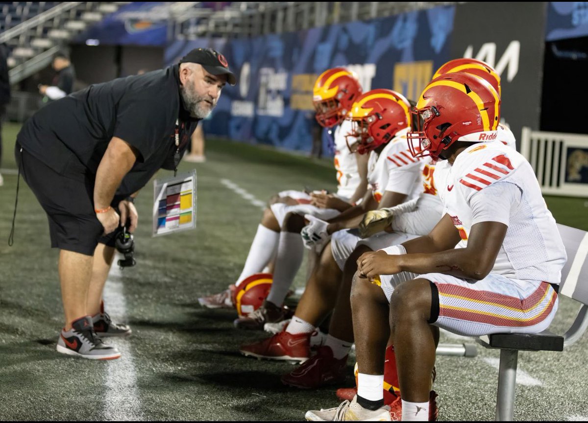 CCCMaraudersFB's tweet image. ⚫ Meet the MarauderStaff: Coach Robbins 🔴
Entering his 5th season at CCC, Coach Robbins brings 18 years of HS coaching experience, including 10+ as HC at Canisius (NY), where he won 4 state titles Grateful for his family’s support—especially his wife, Diana, &amp;amp; daughter, Grace.