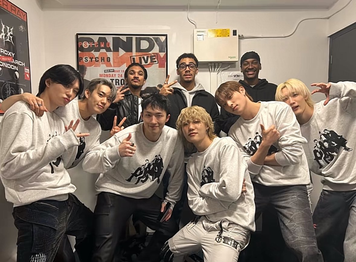 wina is UNIQUE ☆ tweet media