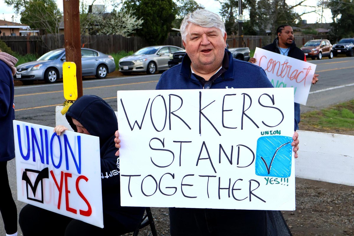 CaliforniaLabor's tweet image. Siemens workers deserve a union to bargain for better working conditions and fair wages! We love to see workers exercising their fundamental right to organize! #UnionYes @IBEWlocal1245 @boilermakernews